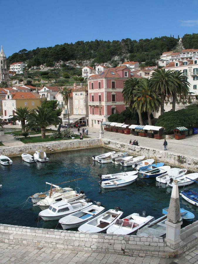Hvar Attic Modern Design - Town Center With A Great View Hvar Town Zewnętrze zdjęcie