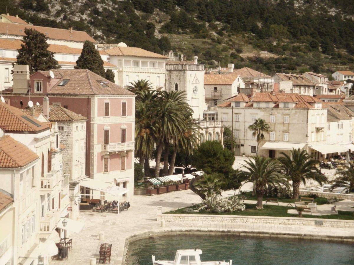 Hvar Attic Modern Design - Town Center With A Great View Hvar Town Zewnętrze zdjęcie